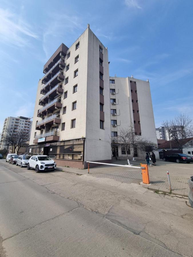 Central & Comfy, Peaceful Apt In Iasi Exterior photo