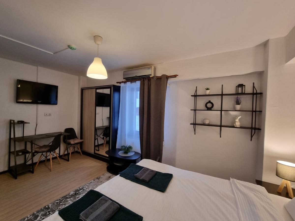 Central & Comfy, Peaceful Apt In Iasi Exterior photo