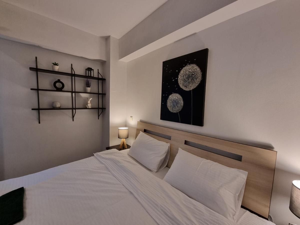Central & Comfy, Peaceful Apt In Iasi Exterior photo
